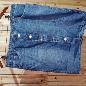 Baccini‎ denim skirt.